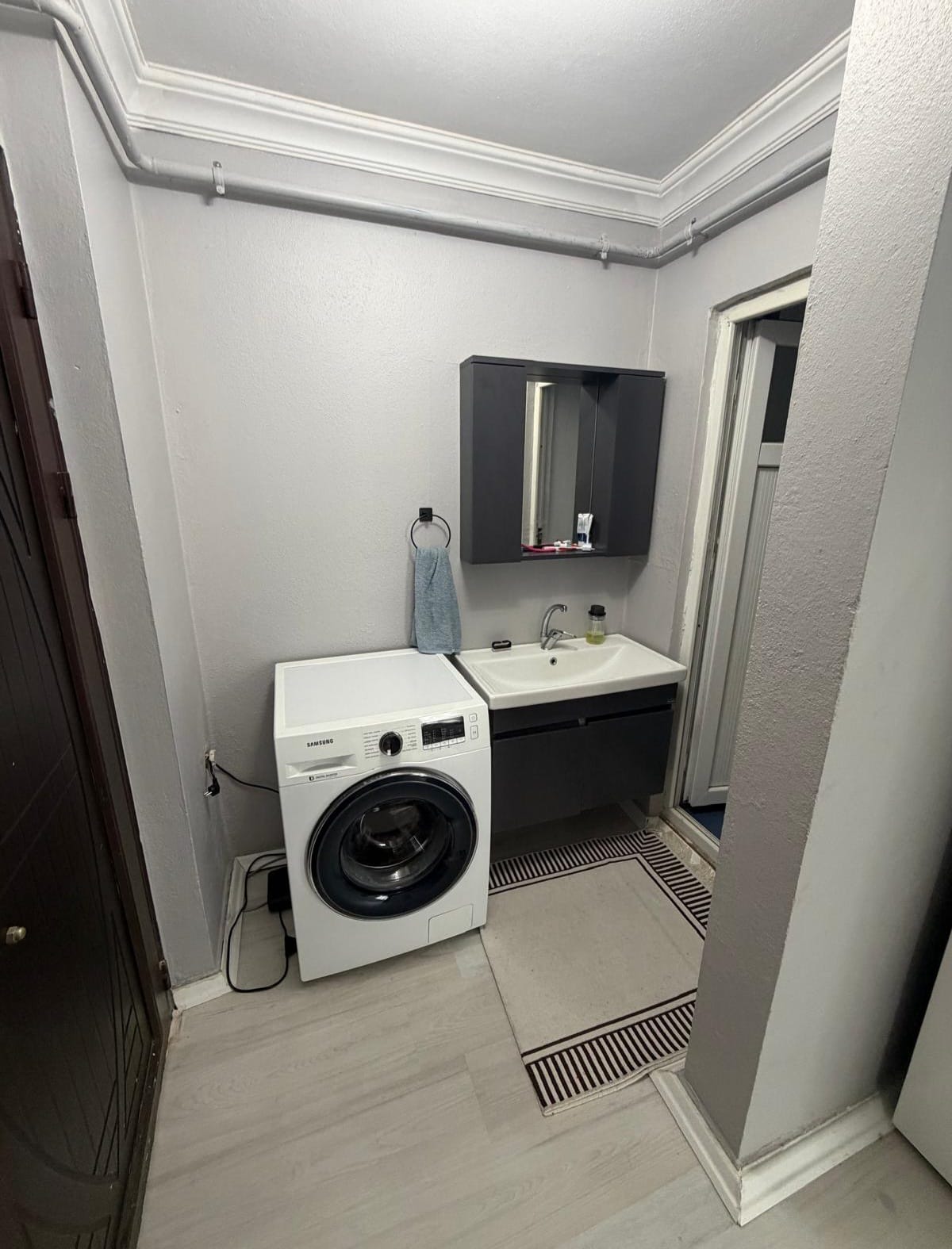 NİZAMETTİN MAHALLESİNDE 1+1 SATILIK DAIRE